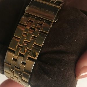 MICHAEL Michael Kors Accessories - Rare Cat Eye and Gold Classic Michael Kors Watch MICHAEL Michael Kors Accessories - Rare Cat Eye and Gold Classic Michael Kors Watch
